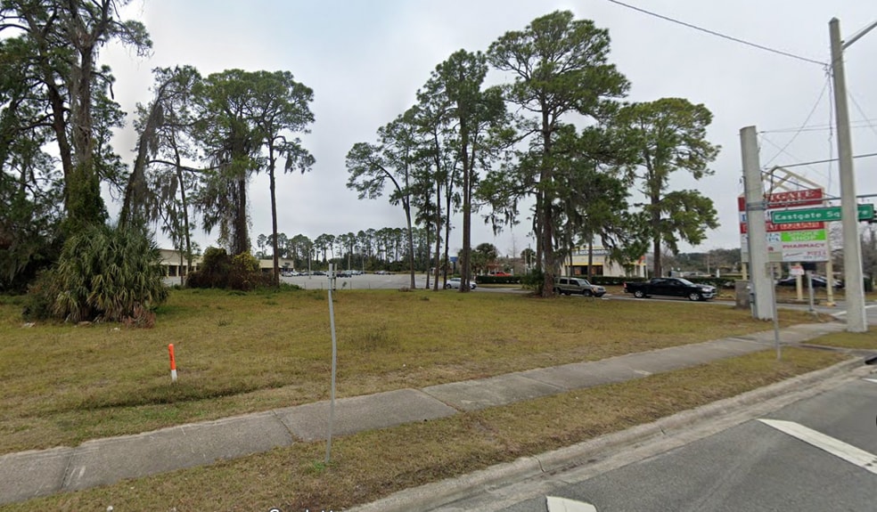 More Photos Of 162 US-17, East Palatka Land For Sale