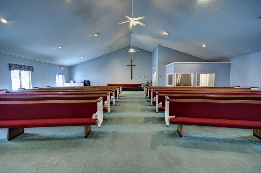More Photos Of 4050 Barnes Rd, Traverse City Religious Facility For Sale