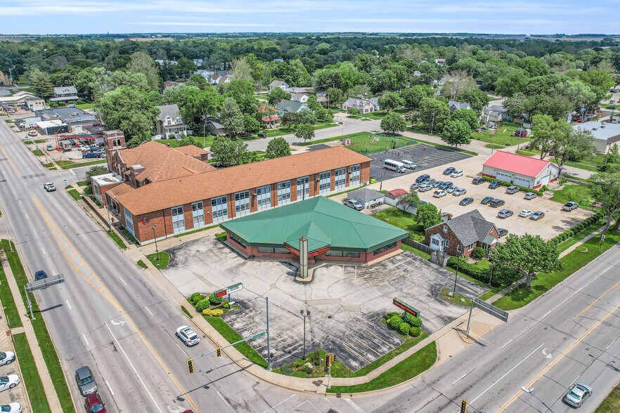 More Photos Of 301 E Champaign Ave, Rantoul Freestanding For Lease