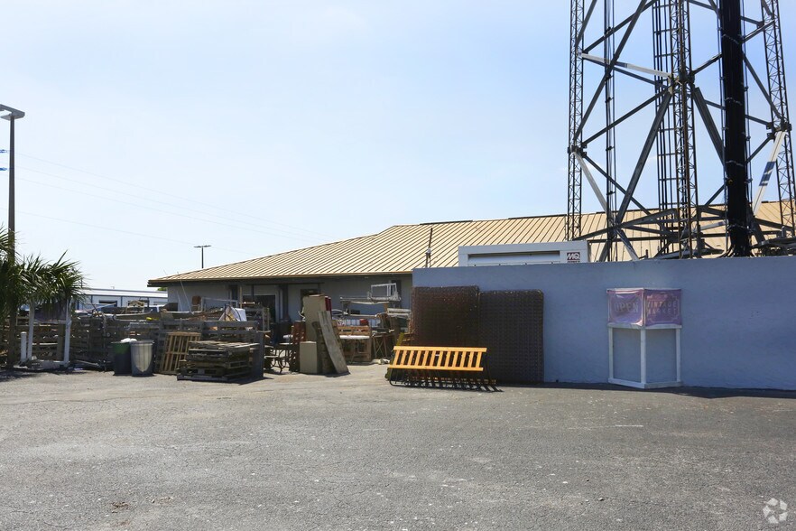 More Photos Of 709 N Park Rd, Plant City Office For Lease