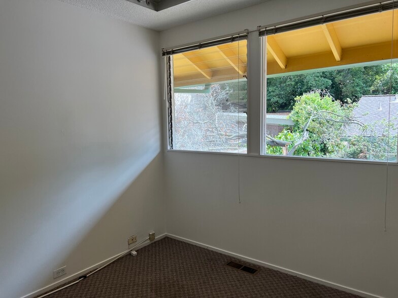 More Photos Of 2121 Redwood St, Vallejo Medical For Lease