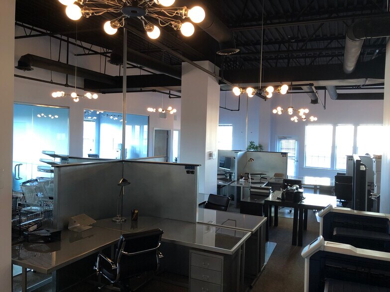 More Photos Of 105 Centennial St, La Plata Medical For Sale