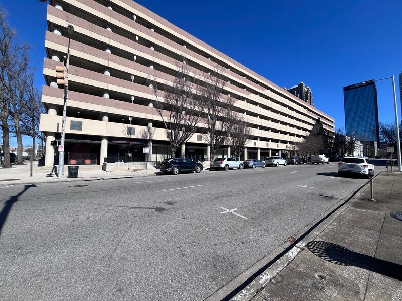 Primary Photo Of 1700-1732 5th Ave N, Birmingham Parking Garage For Lease