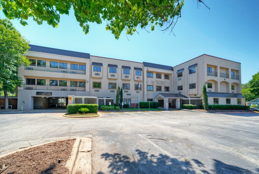 More Photos Of 4207 Burnet Rd, Austin Hospital For Sale