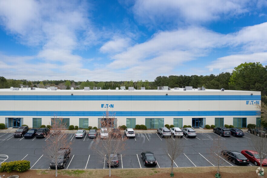 More Photos Of 7000 Highlands Pky SE, Smyrna Warehouse For Lease