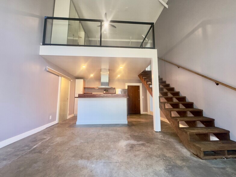 More Photos Of 1254 E 12th St, Oakland Apartments For Sale