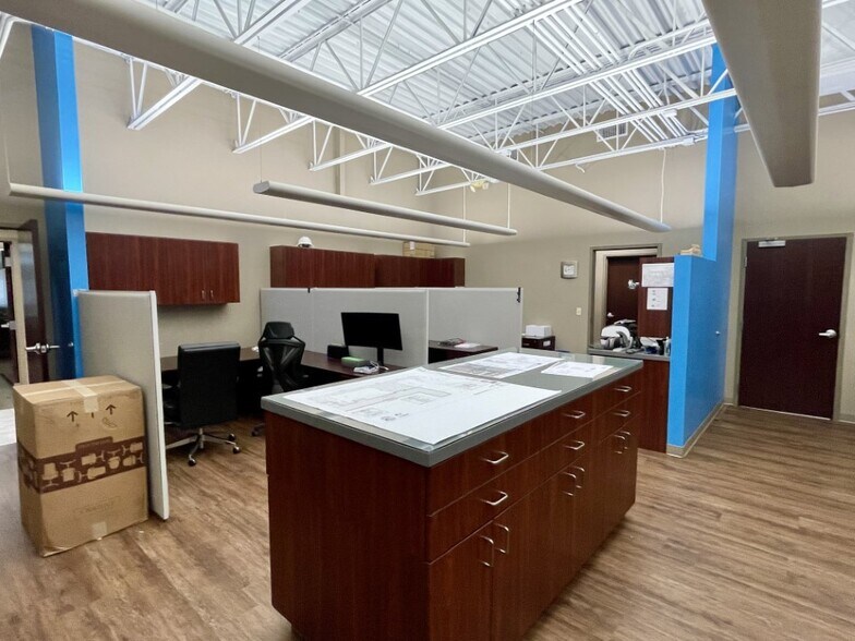 More Photos Of 5704 Euper Ln, Fort Smith Loft Creative Space For Sale