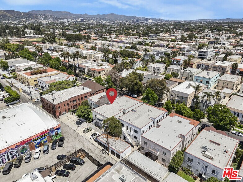 More Photos Of 351 N Orange Grove Ave, Los Angeles Apartments For Sale