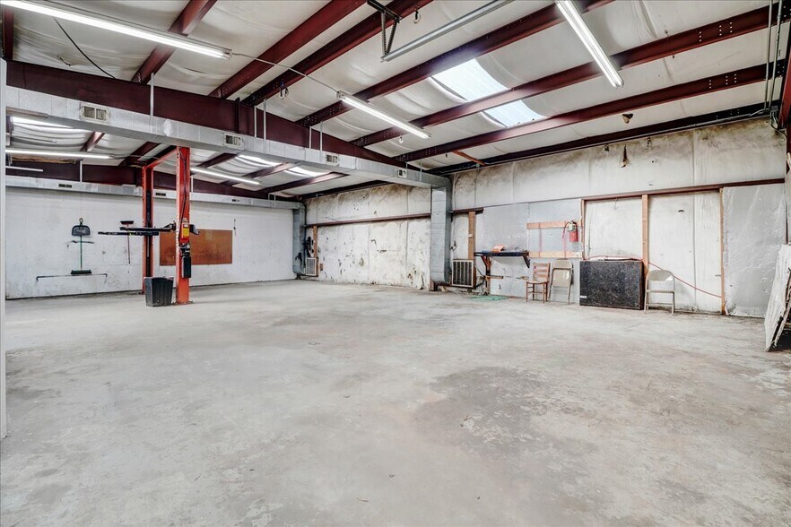 More Photos Of 101 Dunn St, Four Oaks Freestanding For Sale