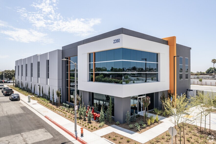 More Photos Of 2442 N American Way, Orange Unknown For Lease