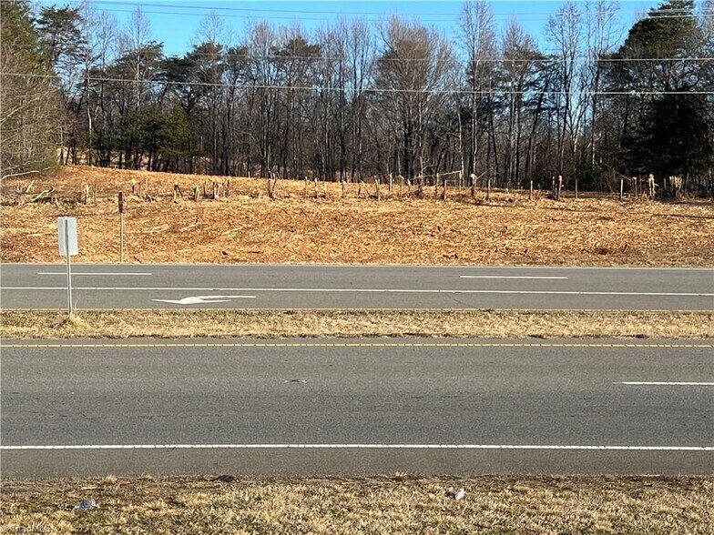 More Photos Of 4432 W Pine St, Mount Airy Land For Sale