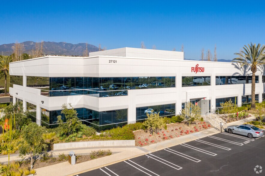 More Photos Of 27121 Towne Centre Dr, Foothill Ranch Unknown For Lease