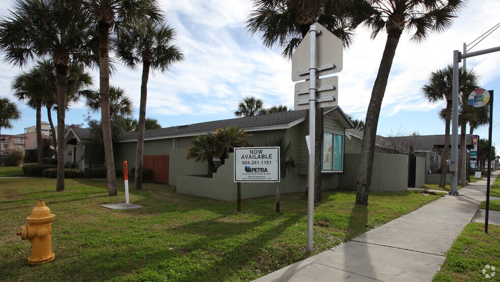 More Photos Of 1817-1835 N 3rd St, Jacksonville Beach Office For Lease