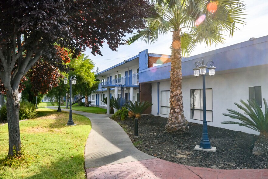 More Photos Of 1900 Canterbury Rd, Sacramento Hotel For Sale