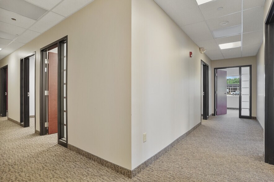 More Photos Of 3333 Massillon Rd, Akron Bank For Lease