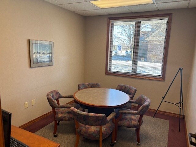 More Photos Of 105 E Bell St, Neenah Medical For Lease