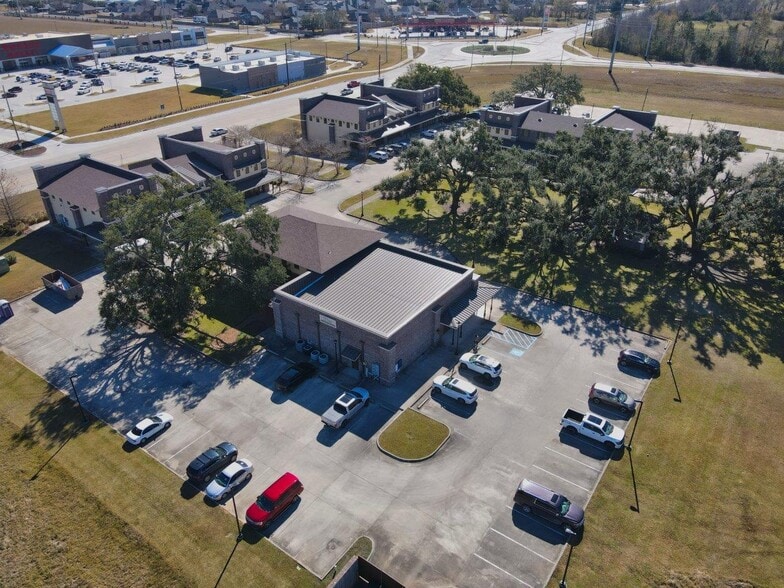 More Photos Of 5656 Nelson Rd, Lake Charles Unknown For Lease