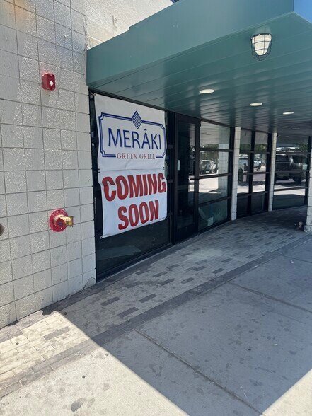More Photos Of 1551 S Commerce St, Las Vegas Storefront For Lease