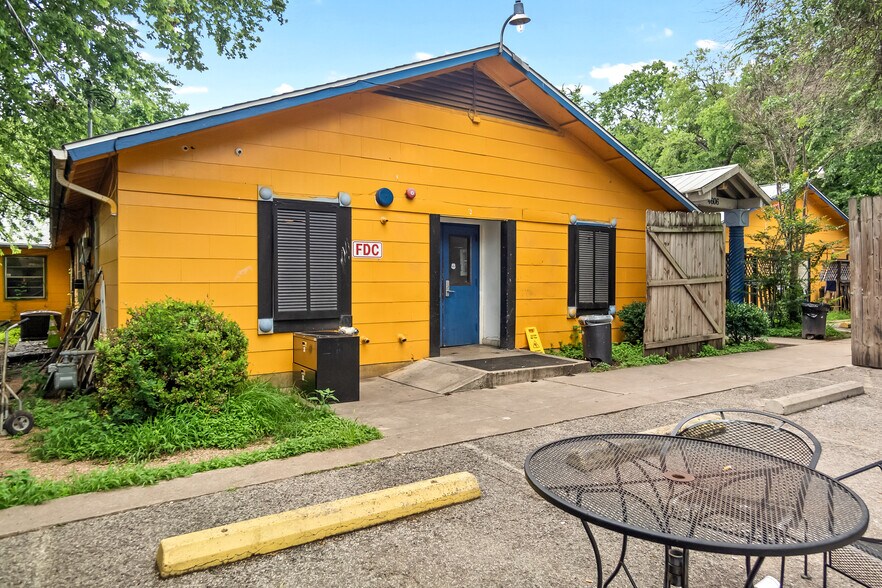 More Photos Of 4606 Connelly St, Austin Assisted Living For Sale