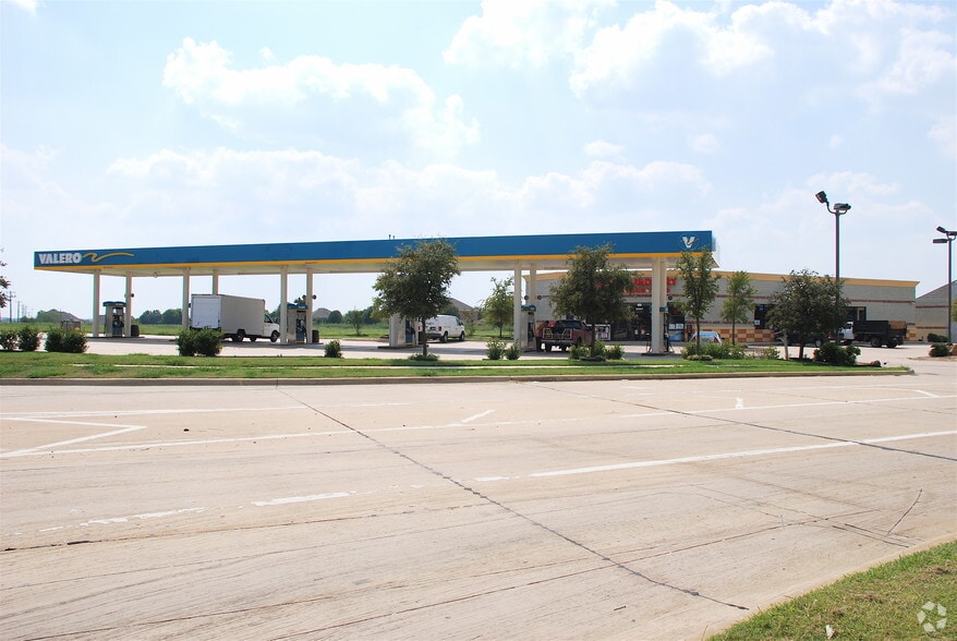 More Photos Of 2881 FM Road 157, Mansfield Restaurant For Lease