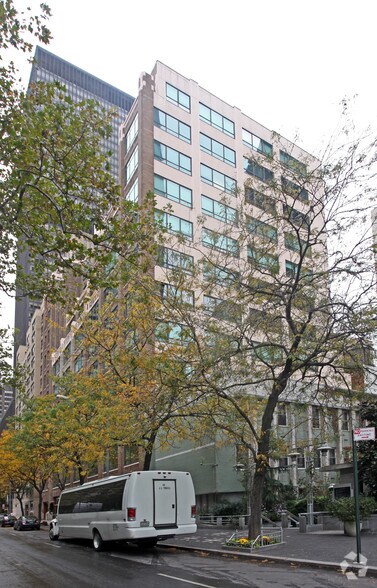 More Photos Of 305 E 47th St, New York Office For Lease
