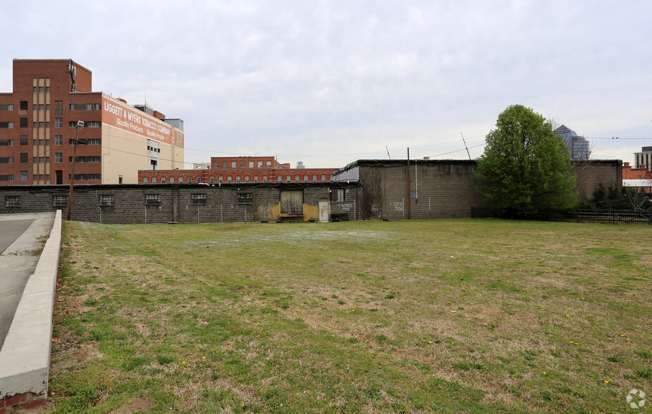 More Photos Of 301 Duke St, Durham Warehouse For Lease