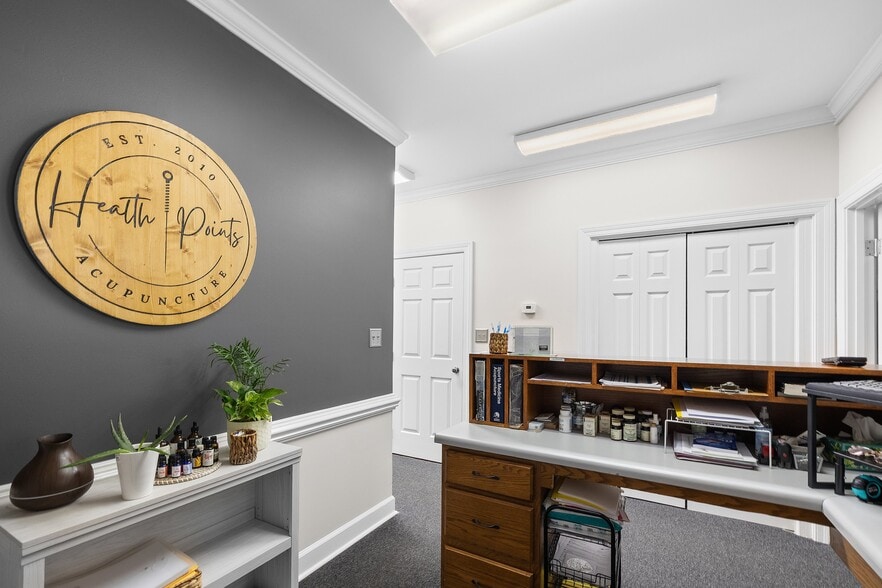 More Photos Of 833 Durham Rd, Wake Forest Medical For Lease