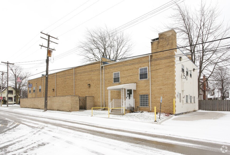 More Photos Of 1170 Mason St, Dearborn Medical For Sale