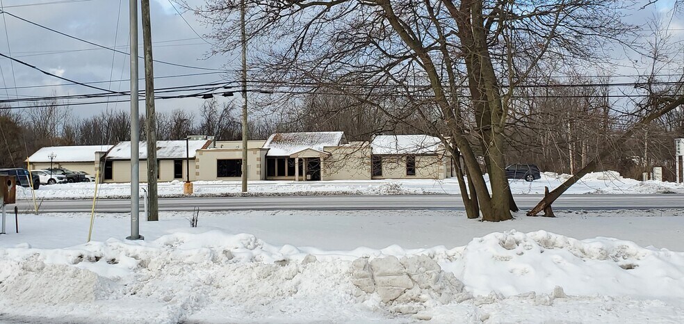 More Photos Of 8600 Sheridan Dr, Buffalo Office Residential For Lease