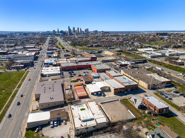More Photos Of 1425 Agnes Ave, Kansas City Warehouse For Lease