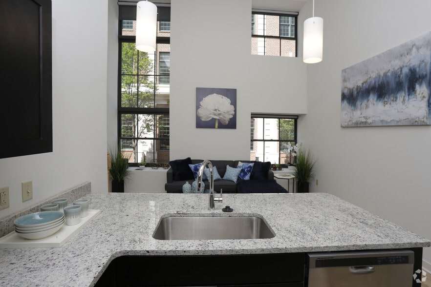 More Photos Of 174 E Main St, Spartanburg Apartments For Lease