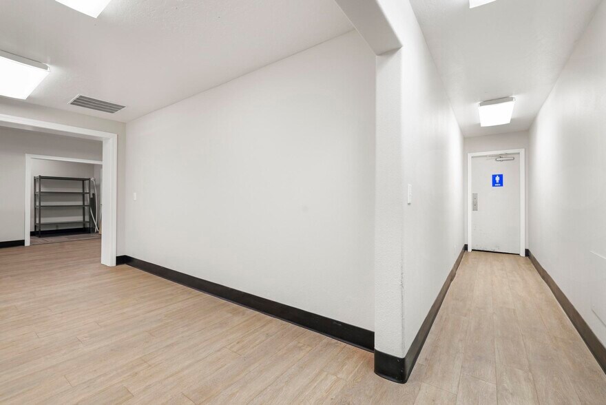 More Photos Of 4074 N 2000 E, Filer Warehouse For Sale