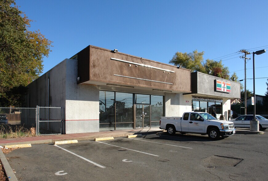Primary Photo Of 5101 Marconi Ave, Carmichael Freestanding For Lease
