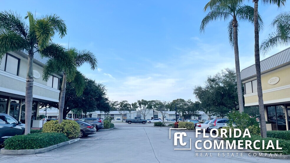 More Photos Of 3727 SE Ocean Blvd, Stuart Loft Creative Space For Lease