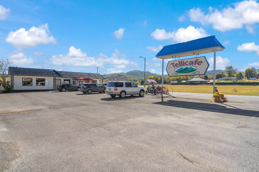 More Photos Of 128 Bank St, Tellico Plains Restaurant For Sale