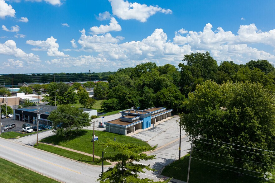 More Photos Of 3800 Adie Rd, Saint Ann General Retail For Sale