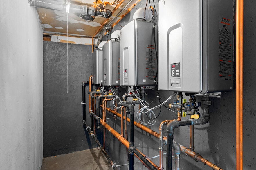 More Photos Of 162-164 Coe Ave, East Haven Apartments For Sale