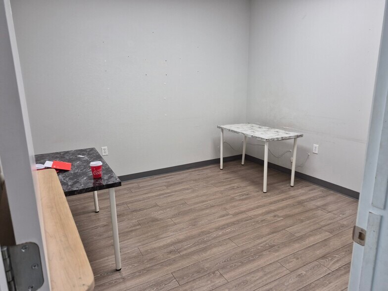 More Photos Of 1320 Culver Dr, Palm Bay Flex For Lease