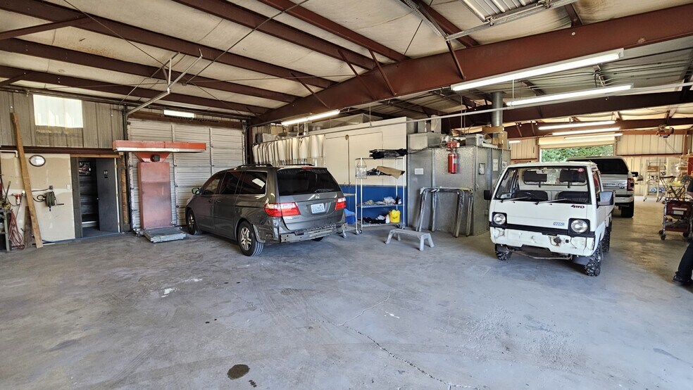 More Photos Of 1400 Down River Dr, Woodland Warehouse For Sale