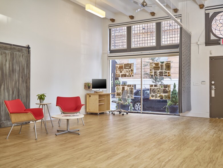 More Photos Of 807-809 Race St, Cincinnati Storefront Retail Residential For Sale