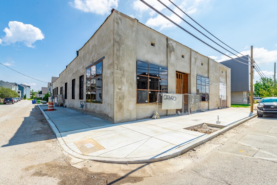 More Photos Of 615 E Main St, Chattanooga General Retail For Lease