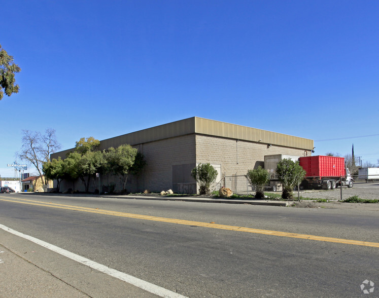 Primary Photo Of 1830-1834 Auburn Blvd, Sacramento Warehouse For Lease