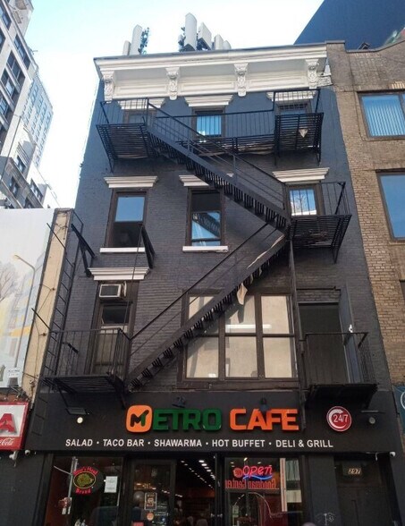 Primary Photo Of 297 Seventh Ave, New York Storefront Retail Residential For Lease