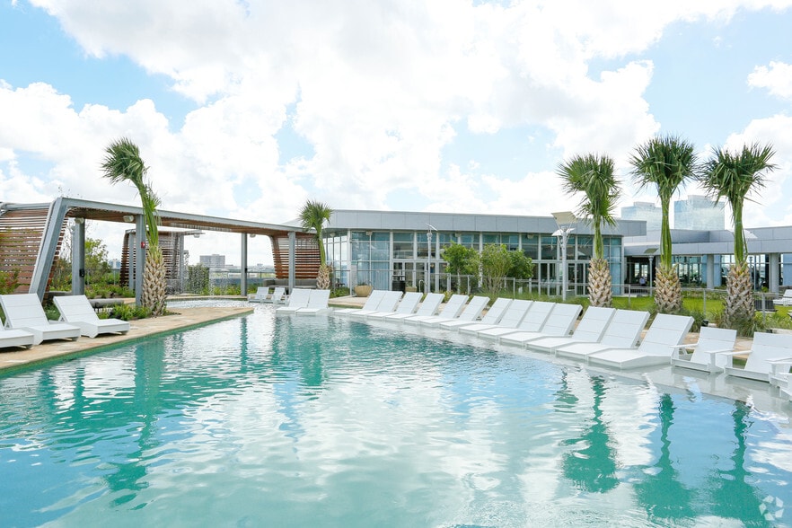 More Photos Of 2929 Weslayan St, Houston Apartments For Lease