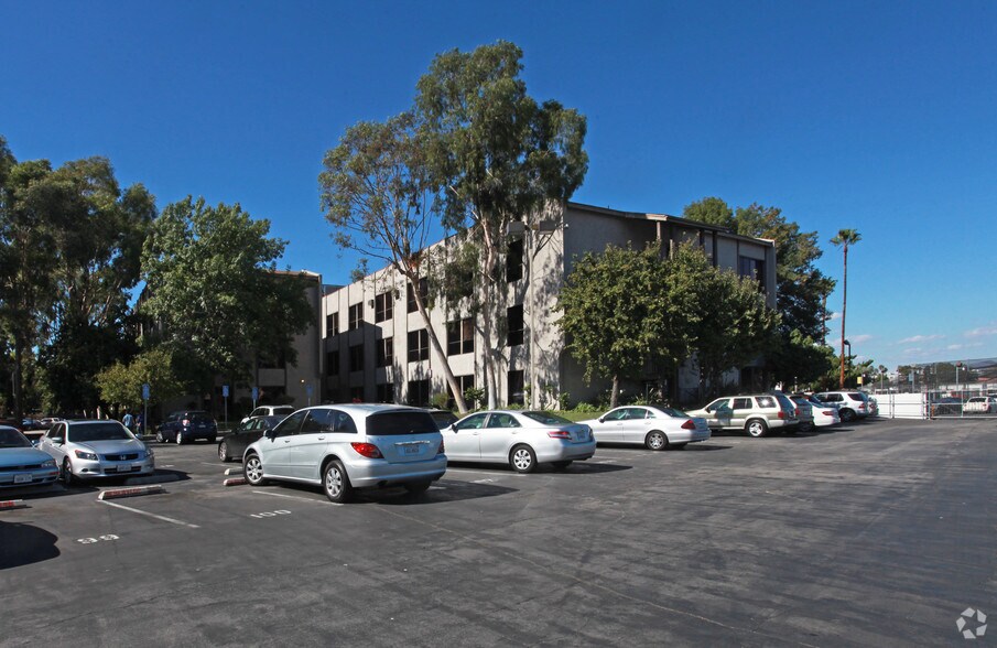 Primary Photo Of 15335 Morrison St, Sherman Oaks Office For Lease