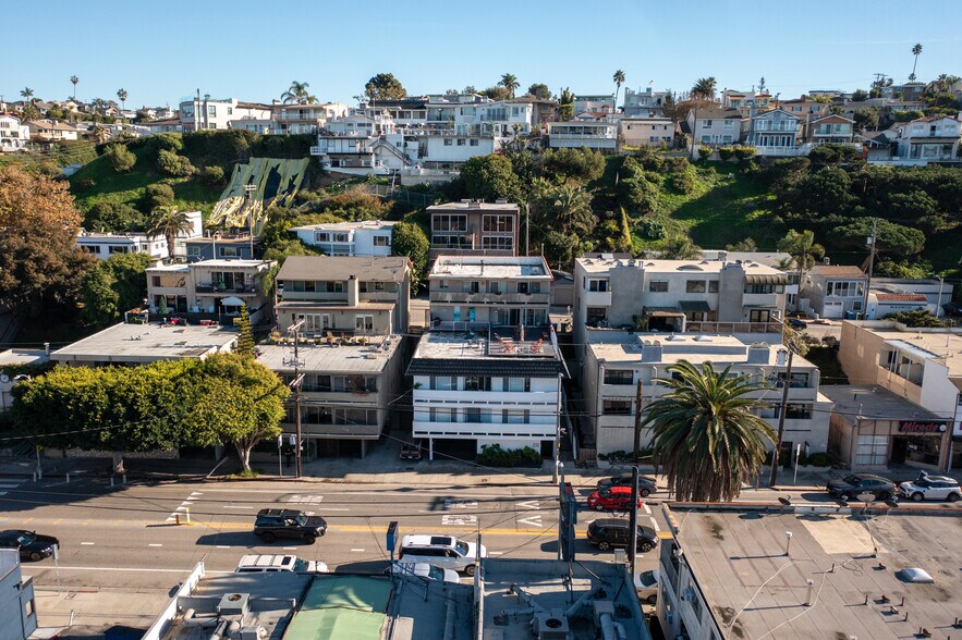 More Photos Of 363 Pershing Dr, Playa del Rey Multifamily For Sale