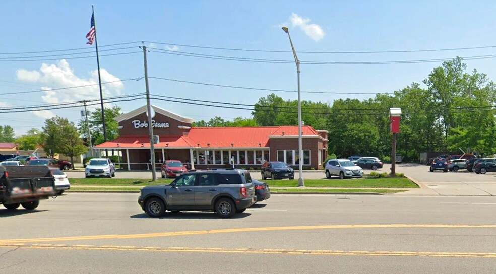 More Photos Of 1925 Niagara Falls Blvd, Buffalo Restaurant For Sale