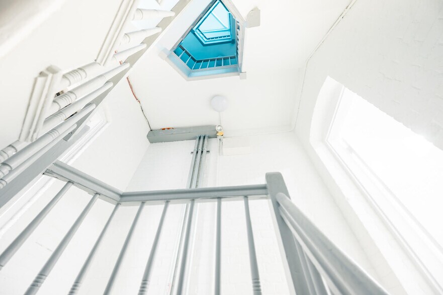 More Photos Of 229-235 Harvard St, Brookline Loft Creative Space For Lease