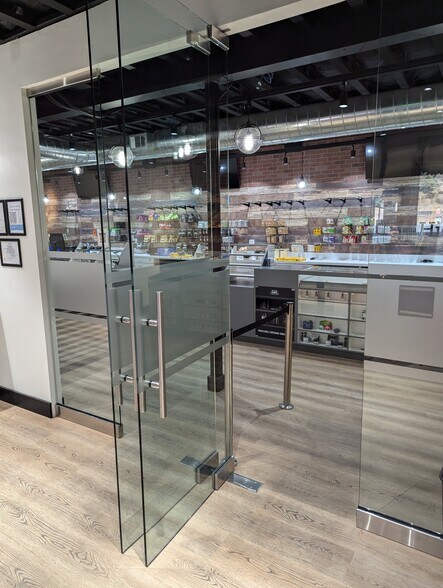 More Photos Of 27820 Dorris Dr, Carmel General Retail For Lease