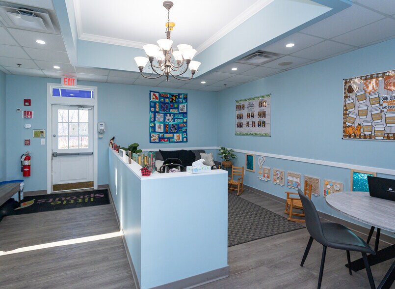 More Photos Of 36 Sparhawk St, Amesbury Daycare Center For Sale